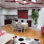 Stanchevata Kashta 3*